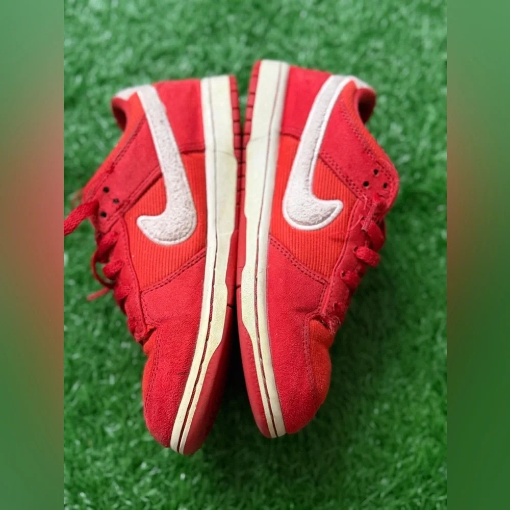 Nike‎ Kids Red Sneakers Size 3Y